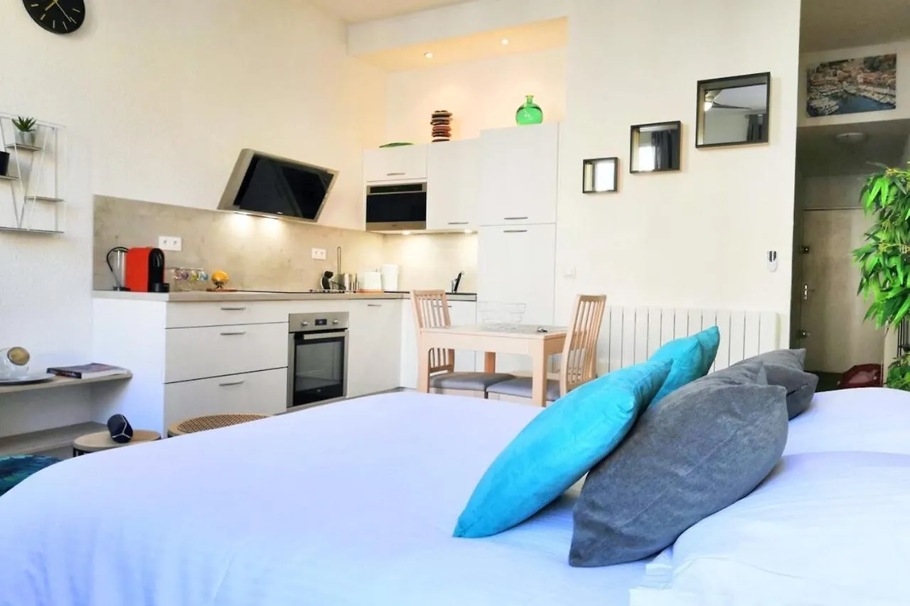 Apartment Ferienwohnung Cardeur Studio Aix-En-Provence Ferme Frankreich